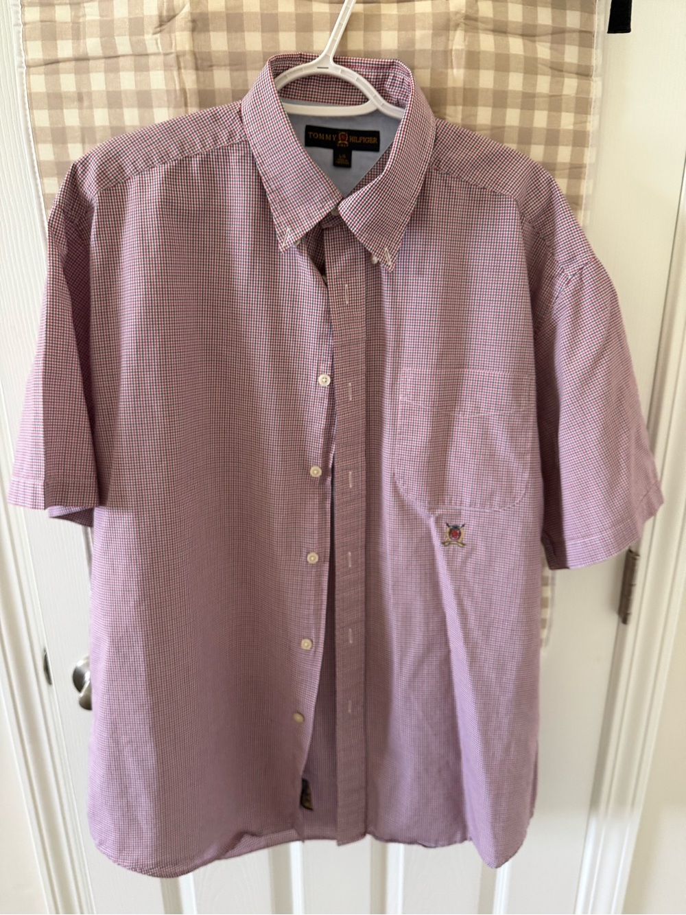 Tommy Hilfinger Men's Purple Short-Sleeve Button-Up Shirt